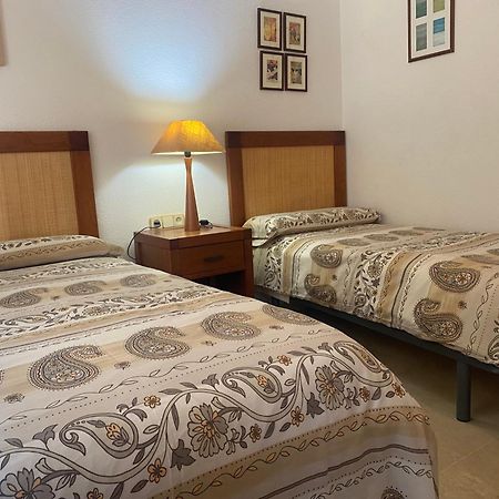 Marina Bay Playa Del Cristo Apartment Estepona Ngoại thất bức ảnh