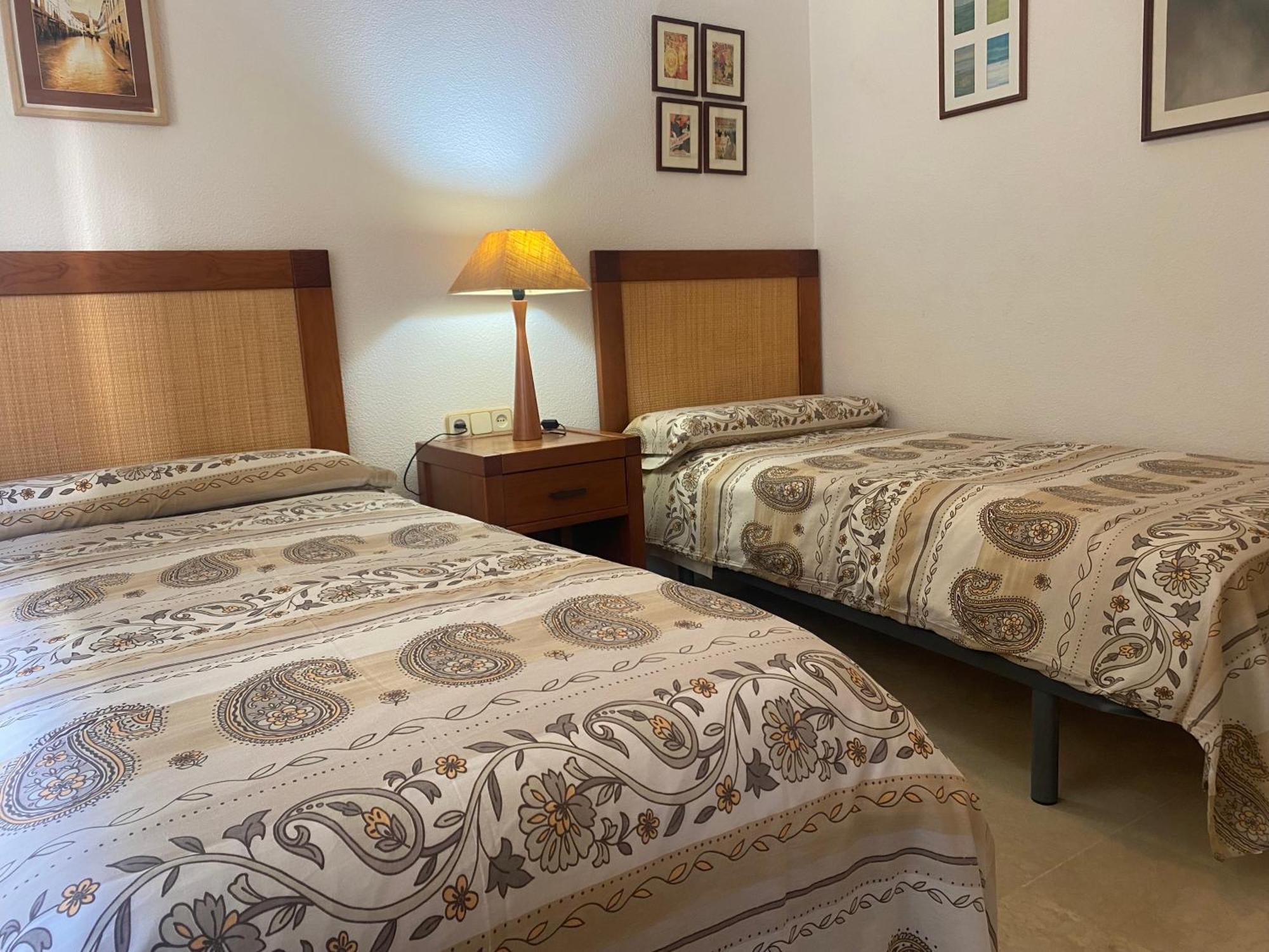 Marina Bay Playa Del Cristo Apartment Estepona Ngoại thất bức ảnh